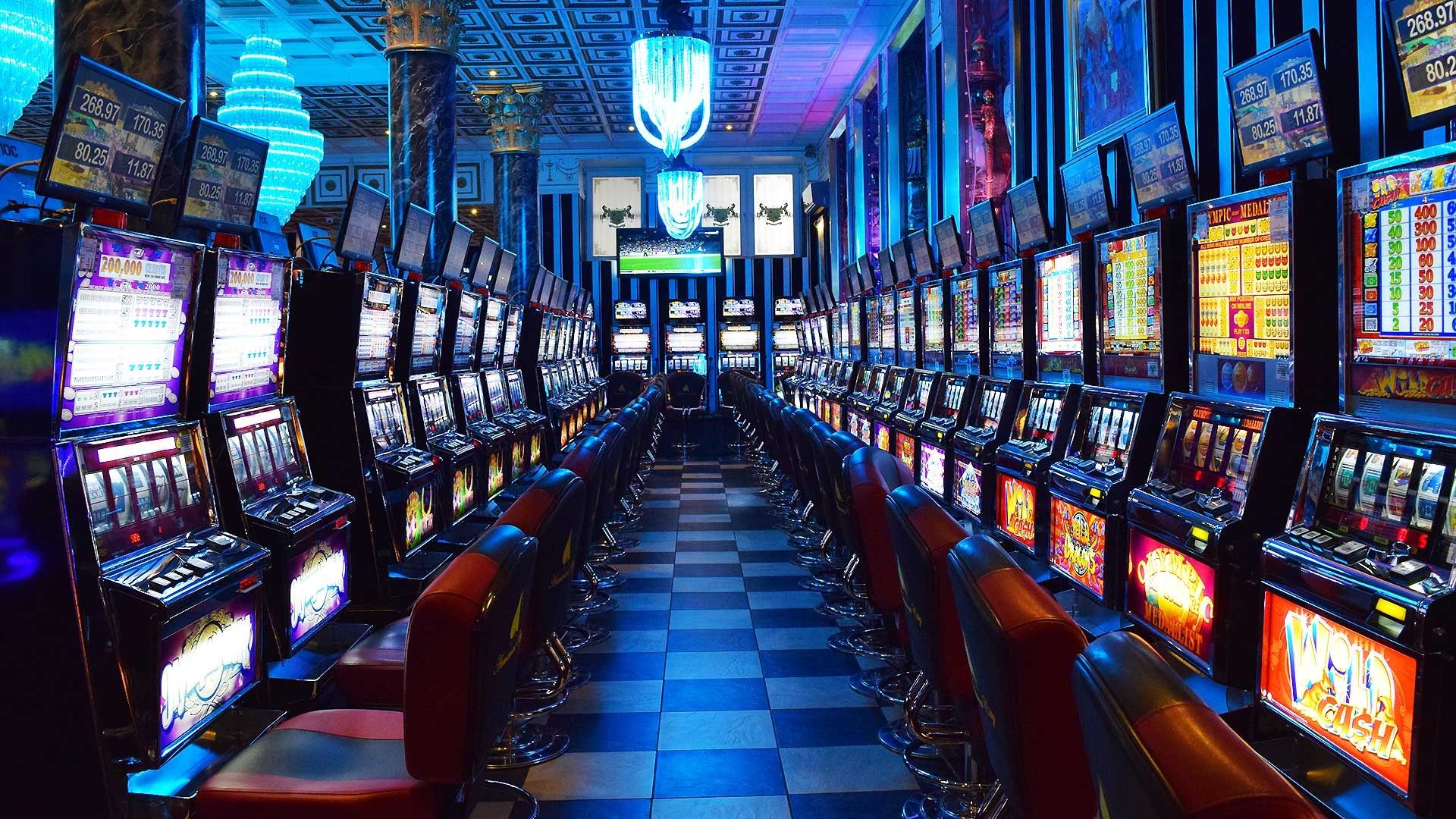 Canlı Casino Deneyimini Anlamak: İpuçları ve Stratejiler